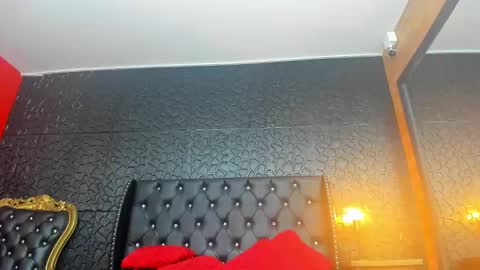 Snapshot of yiyisandoval chatting on 28, 9, 2025 yiyisandoval online show from 28, 9, 2025
