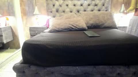 Snapshot of yiyisandoval chatting on 10, 11, 2025 yiyisandoval online show from 10, 11, 2025