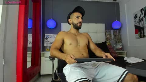 Yiyo online show from 17, 9, 2025