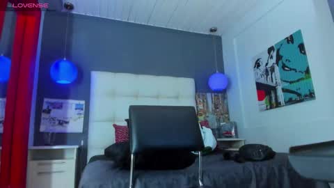 Yiyo online show from 19, 12, 2025