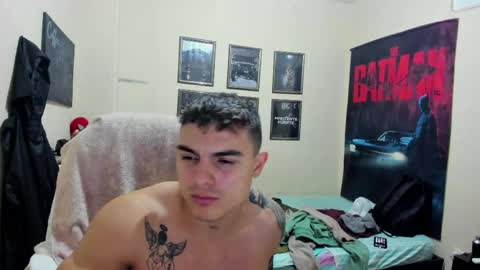Snapshot of yker18 chatting on 4, 5, 2026 yker online show from 4, 5, 2026