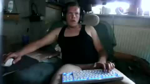 Snapshot of ynghotgerman92 chatting on 12, 6, 2026 ynghotgerman92 online show from 12, 6, 2026