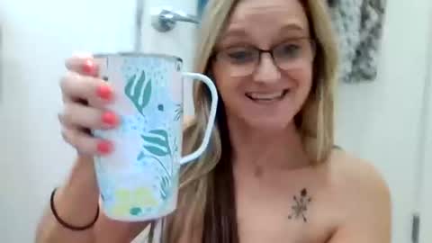 yogabuttttttt online show from 10, 7, 2026