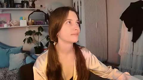 yoka_paradoxxx online show from 14, 5, 2026