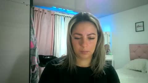 Snapshot of yokiko_daring chatting on 15, 10, 2025 yokiko online show from 15, 10, 2025