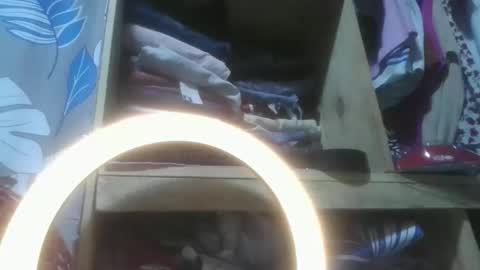 Snapshot of yolandrina05 chatting on 1, 12, 2025 yolandrina05 online show from 1, 12, 2025