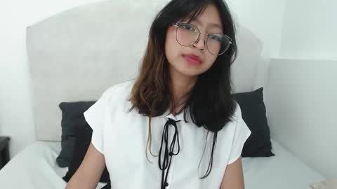 Snapshot of yommi_winx chatting on 18, 12, 2024 Yommi Winx online show from 18, 12, 2024