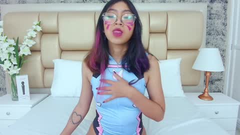 Snapshot of yommi_winx chatting on 23, 12, 2024 Yommi Winx online show from 23, 12, 2024