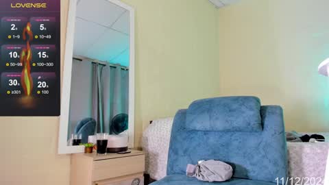 Snapshot of yonier_maru chatting on 12, 12, 2024 yonier_maru online show from 12, 12, 2024