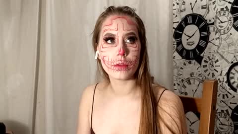 Hey Guys My name is Vivienne online show from 17, 10, 2025