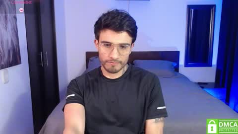 yoshy_man online show from 8, 11, 2025