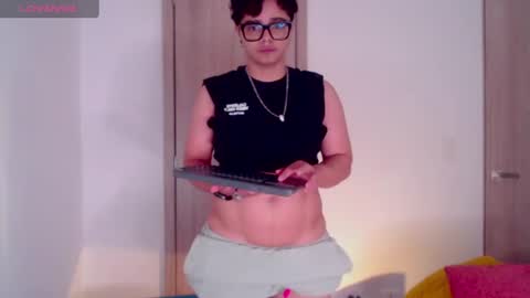 Snapshot of yossefmout chatting on 17, 6, 2026 Yossef online show from 17, 6, 2026