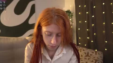 Elizabeth brunette -- Darline blonde  online show from 10, 7, 2026