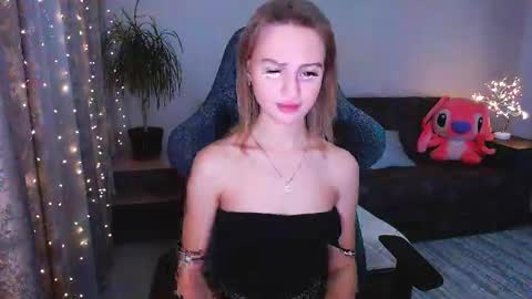 Snapshot of youdreamm chatting on 15, 1, 2025 Bella online show from 15, 1, 2025