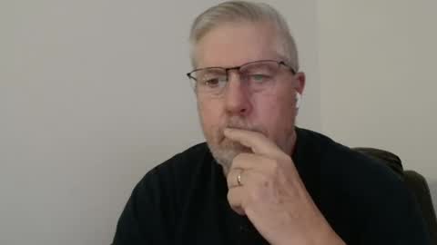 Snapshot of yougogirl_3 chatting on 19, 1, 2025 Colorado Guy Straight online show from 19, 1, 2025