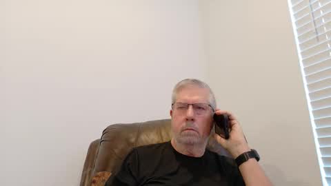Snapshot of yougogirl_3 chatting on 5, 2, 2025 Colorado Guy Straight online show from 5, 2, 2025