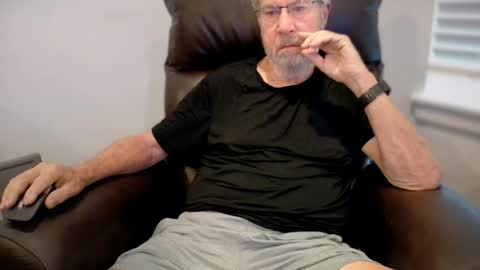 Snapshot of yougogirl_3 chatting on 1, 7, 2026 Colorado Guy Straight online show from 1, 7, 2026
