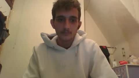 Snapshot of youndadd chatting on 18, 10, 2025 youndadd online show from 18, 10, 2025