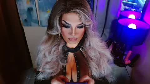 QUEEN MADISON  online show from 2, 6, 2026