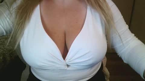 Maria Love online show from 3, 2, 2026