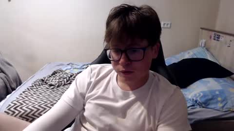 Snapshot of your_boyfriend123 chatting on 27, 6, 2026 Max online show from 27, 6, 2026