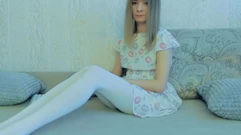 Lily online show from 9, 3, 2025