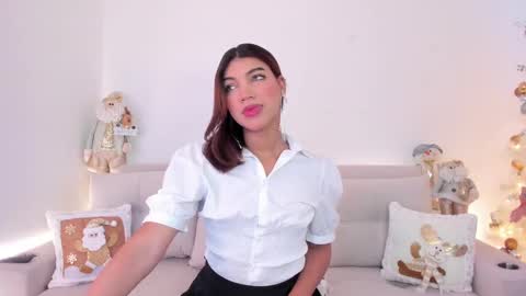 Snapshot of your_favorite_doll_ chatting on 15, 12, 2024 Eliza online show from 15, 12, 2024