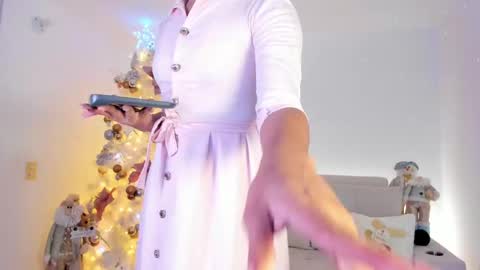 Snapshot of your_favorite_doll_ chatting on 19, 12, 2024 Eliza online show from 19, 12, 2024