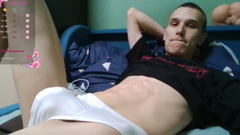 Snapshot of your_honeyy chatting on 27, 3, 2026 Mark online show from 27, 3, 2026