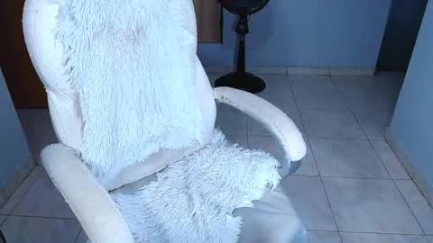 your_latin_girl online show from 19, 4, 2026