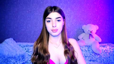 Zarina online show from 12, 12, 2024