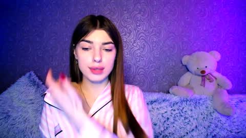 Zarina online show from 8, 1, 2025