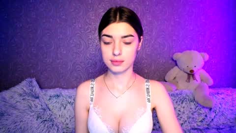 Zarina online show from 19, 1, 2025