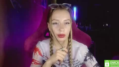 Snapshot of your_psychologist chatting on 11, 2, 2025 Alice online show from 11, 2, 2025