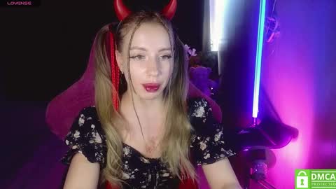 Snapshot of your_psychologist chatting on 12, 3, 2025 Alice online show from 12, 3, 2025