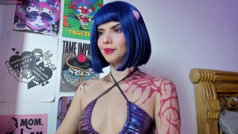Snapshot of your_rosenrot chatting on 25, 2, 2025 Daniela Help me reach 100 likes online show from 25, 2, 2025