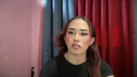 Snapshot of your_seductive_kimnon chatting on 22, 11, 2025 your_seductive_kimnon online show from 22, 11, 2025