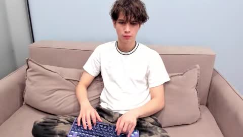 your_shy_guy online show from 1, 12, 2025