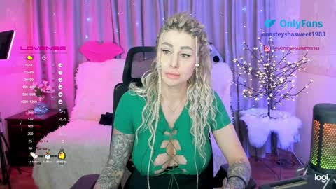 Snapshot of your_wild_amazon_forever chatting on 17, 1, 2025 you can call baby Anna my goddess online show from 17, 1, 2025
