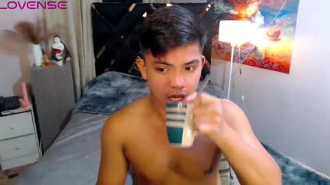 yourasian_bradley online show from 1, 10, 2025