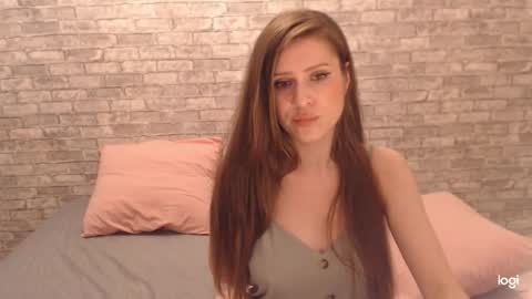 Snapshot of yourbabybaby01 chatting on 10, 1, 2025 Sasha FOLLOW ME online show from 10, 1, 2025