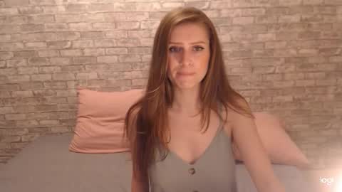 Snapshot of yourbabybaby01 chatting on 25, 9, 2025 Sasha FOLLOW ME online show from 25, 9, 2025