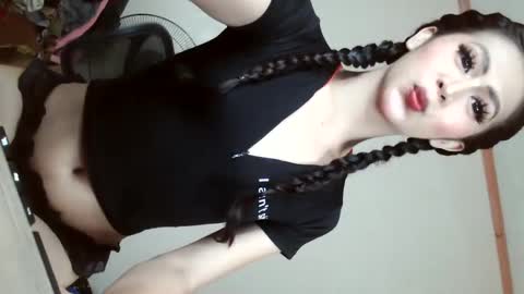 Snapshot of yourbabyriana chatting on 5, 1, 2025 Angel online show from 5, 1, 2025