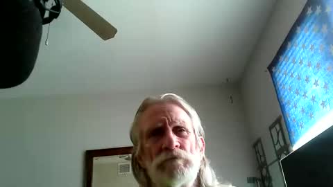 Snapshot of yourbeast247 chatting on 18, 5, 2026 yourbeast247 online show from 18, 5, 2026