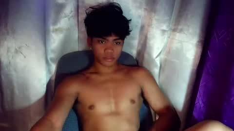 Snapshot of yourboycumrain chatting on 30, 7, 2026 rainy online show from 30, 7, 2026