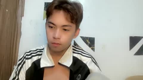 Snapshot of yourcummer_april chatting on 3, 6, 2026 April online show from 3, 6, 2026