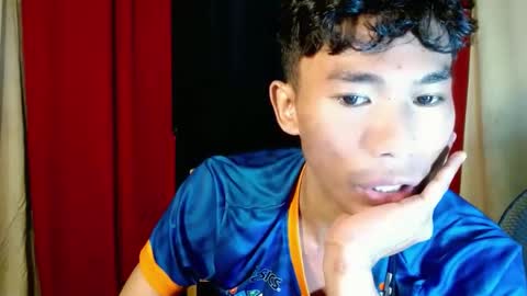 Snapshot of yourdreamboyx chatting on 24, 12, 2024 Rence online show from 24, 12, 2024