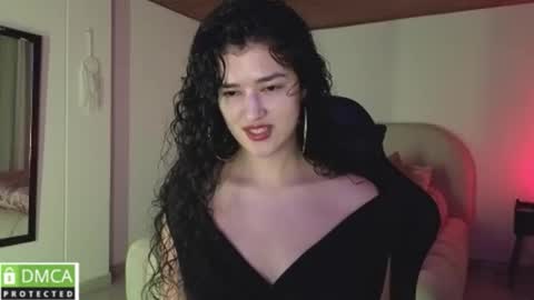 yourdreamgirl2025 online show from 4, 6, 2026