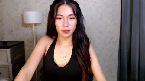 Snapshot of yourdreamgirlgwen chatting on 24, 6, 2026 GWENI online show from 24, 6, 2026