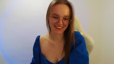 Snapshot of yourdreamray chatting on 1, 2, 2025 Lana online show from 1, 2, 2025